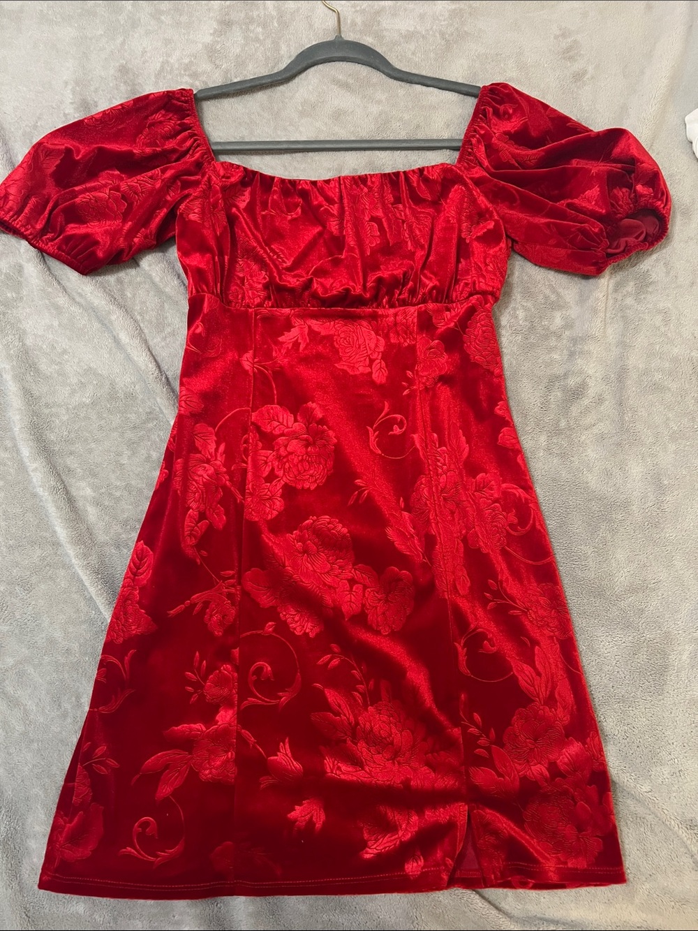 Red Velvet Floral Puff Sleeve holiday Dress